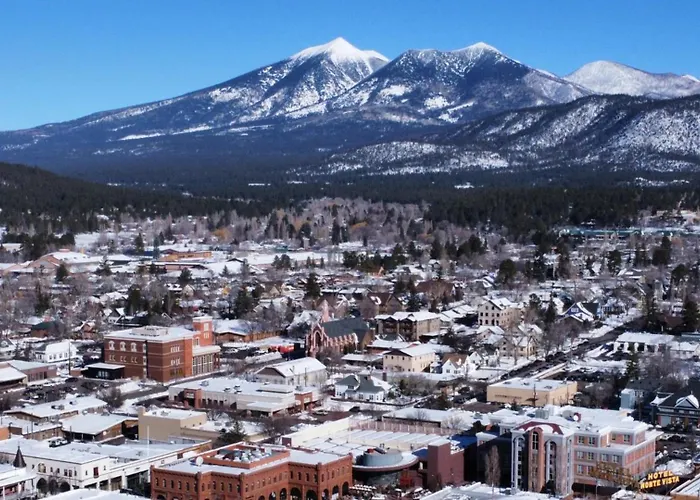 Cozy Hilltop Retreat Quiet Street Near Downtown And Nau Private Forested Setting Mountainaire